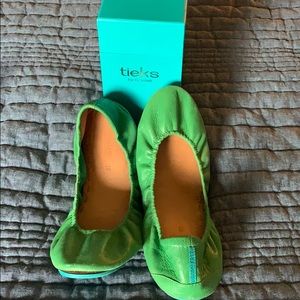 Tieks ballet flats with box; Size 12; clover green